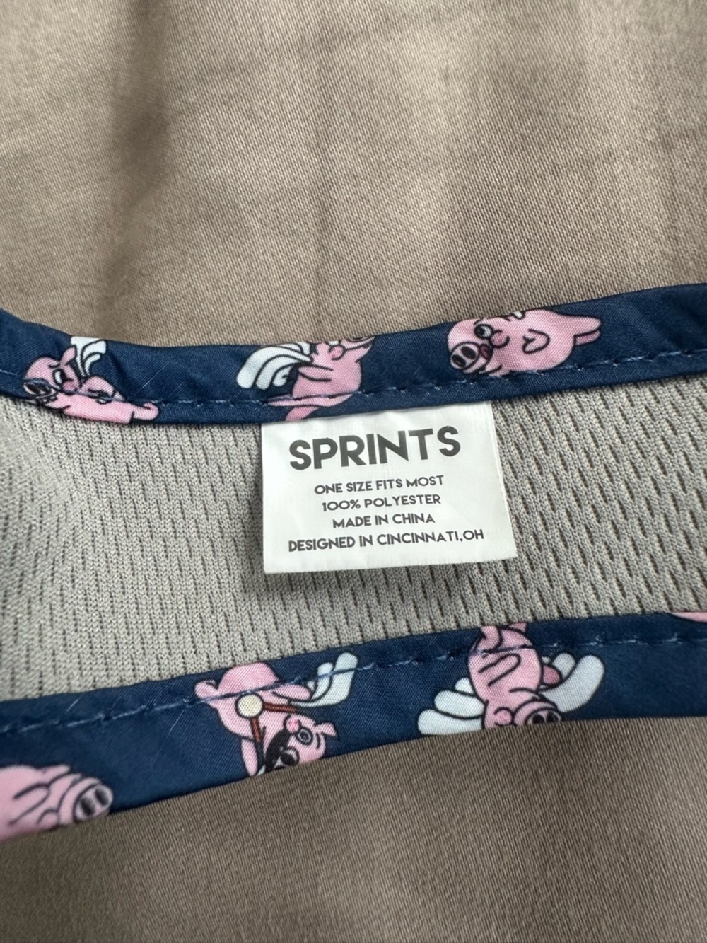 SPRINTS Navy Sun Visor “When Pigs Fly” in Navy Blue - Picture 6 of 7